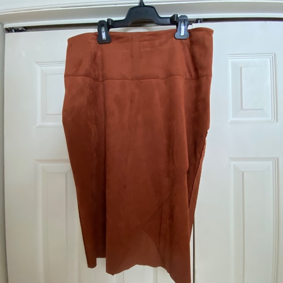 INC International Concepts Faux Suede Skirt - NWOT - Picture 1 of 13